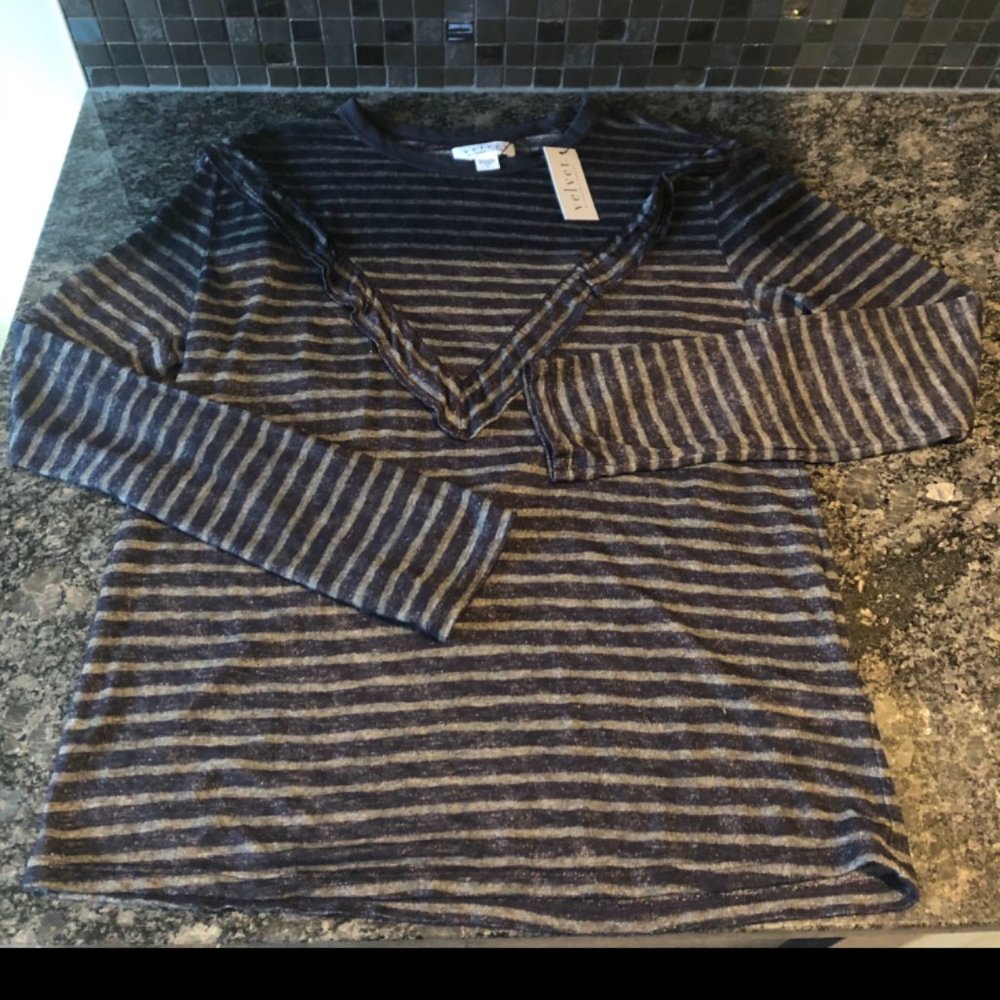 Velvet by Graham & Spencer Long Sleeve Striped Top